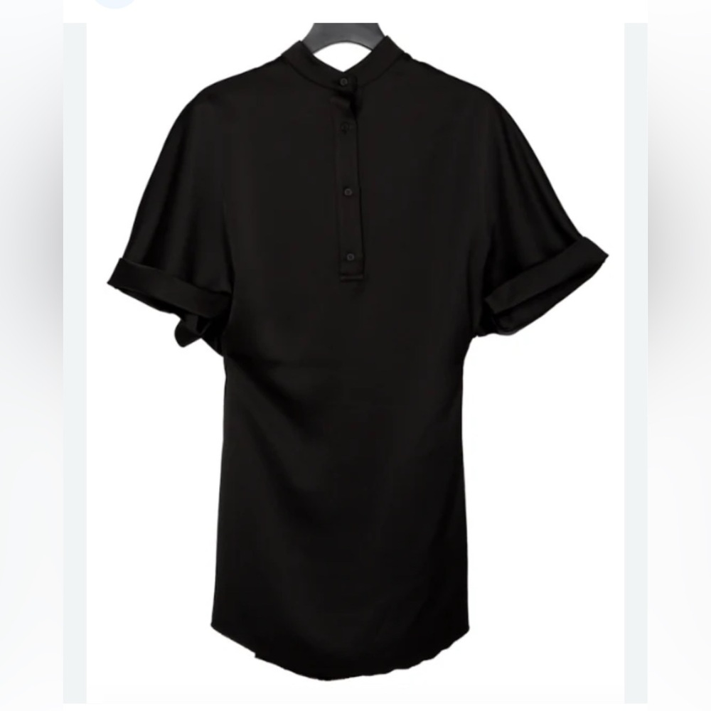 NWT $450 RtA leigh shirt dress 
Size xl Short Sleeves and Relaxed Fit